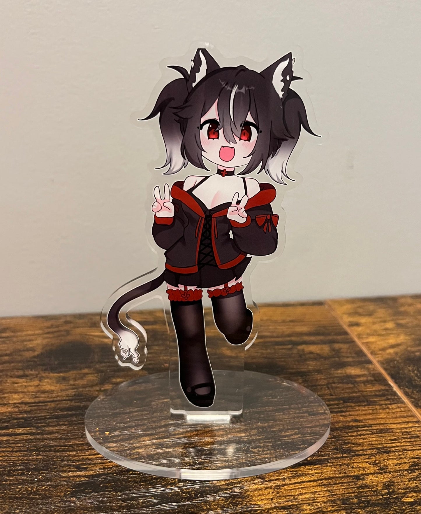 Melnyanie Standee