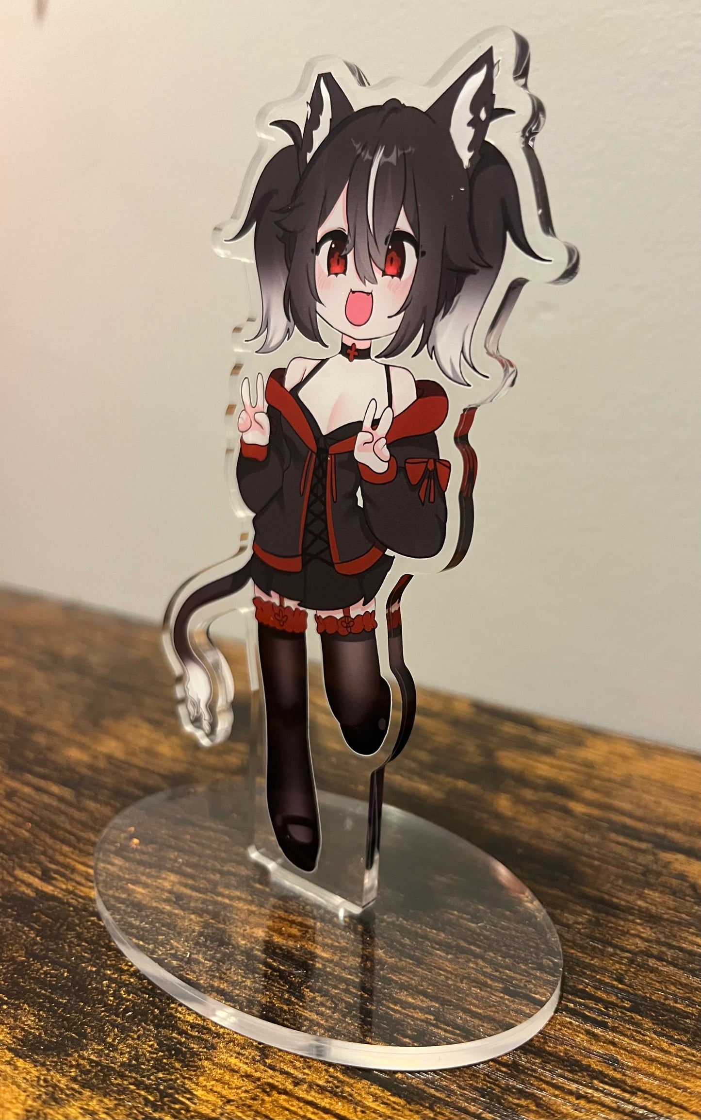 Melnyanie Standee